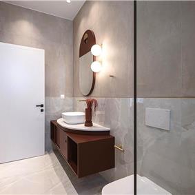 5 bedroom villa with indoor and outdoor pool in Chania town, sleeps 10